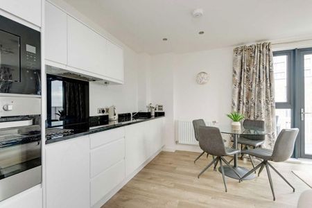 2 bedroom flat to rent - Photo 5