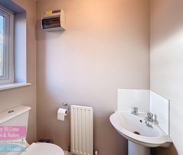 2 bedroom semi-detached house to rent - Photo 5