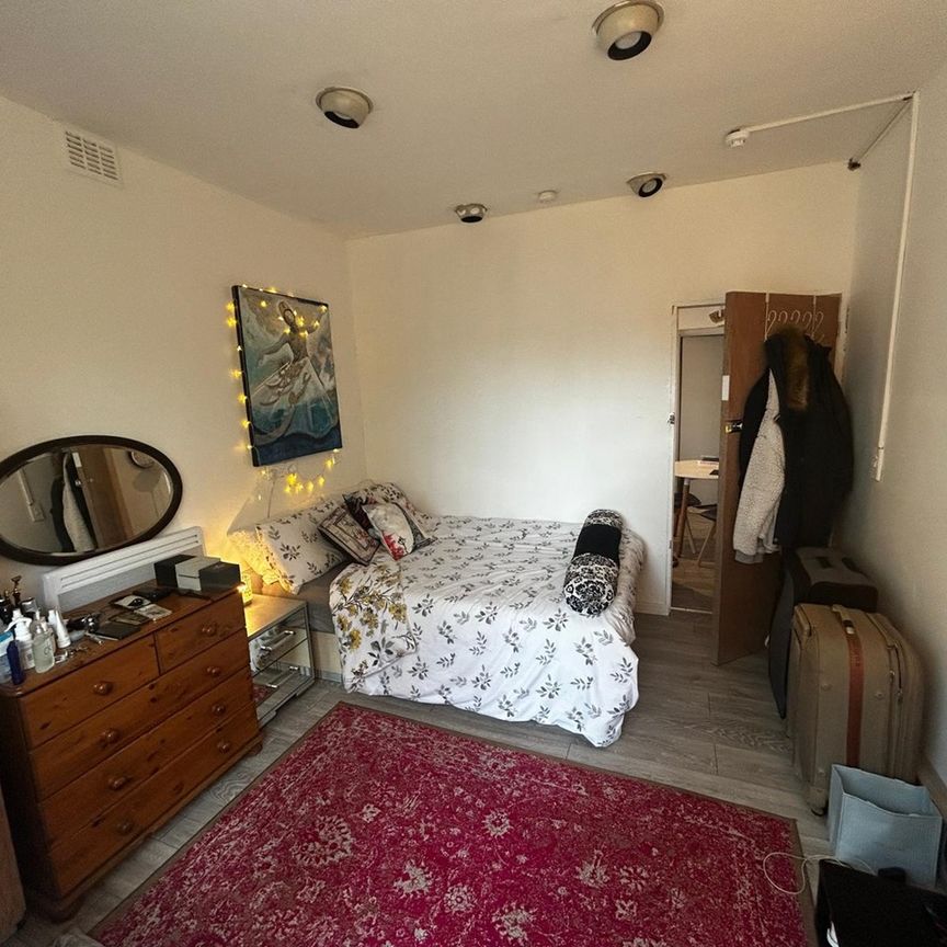 Studio Flat, Bree Court, N3 - Photo 1