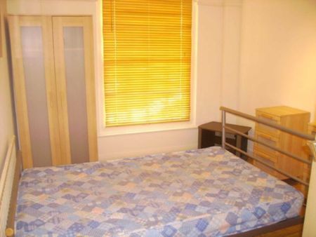 Price £1,440 pcm - Available Now - Furnished - Photo 4