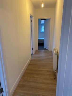 7 Bed Detached House, Bevendean Crescent, BN2 - Photo 1