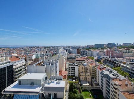 Rua Latino Coelho, Lisbon, Lisbon 1050-132 - Photo 4