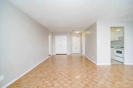 For Lease - 6200 Bathurst Street Unit# 912, Toronto, Ontario - Photo 2