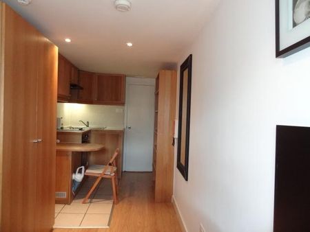 Flat 27 Cartwright Gardens, Bloomsbury WC1H 9EH - Photo 3