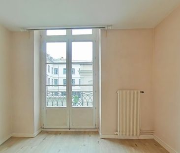 Appartement T2 A Louer - Lyon 2eme Arrondissement - 64.35 M2 - Photo 3