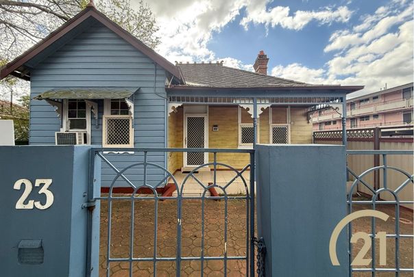 3 Bedroom Family Home, in a Prime Location! - Photo 1