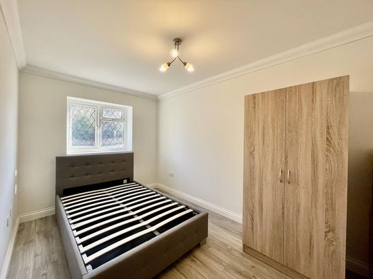 House to rent - Photo 1