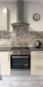1 bedroom in a house share to rent - Photo 4