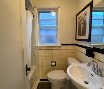 For Lease - 510 Whitmore Avenue, Toronto, Ontario - Photo 2