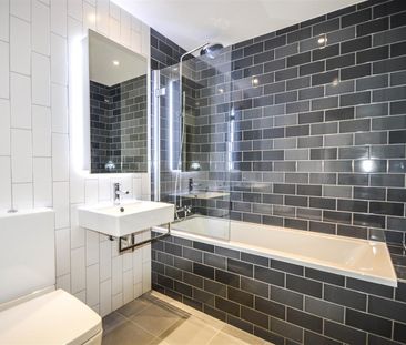 1 bedroom flat - Photo 5