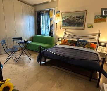 Via Gallarate, Milan, Lombardy 20151 - Photo 4