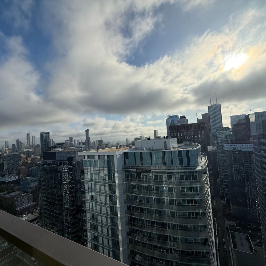 For Lease - 8 Widmer Street Unit# SPh 08, Toronto, Ontario - Photo 1