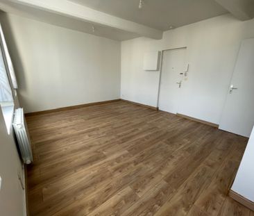 Location Appartement 1 pièce 22m² - Photo 1