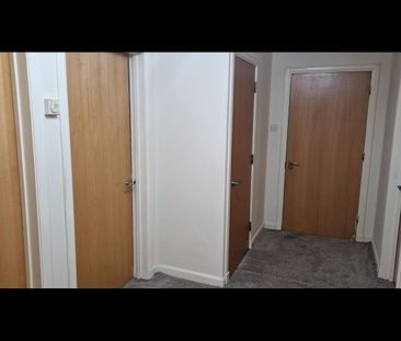 2 Bed Flat, Muirend Avenue, G44 - Photo 3