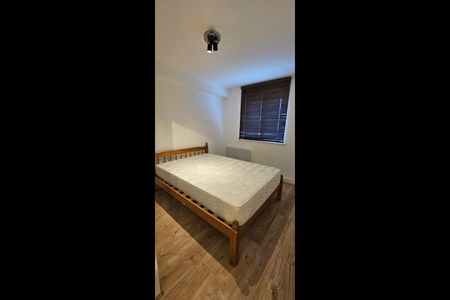 2 Bed Flat, Telegraph Place, E14 - Photo 5