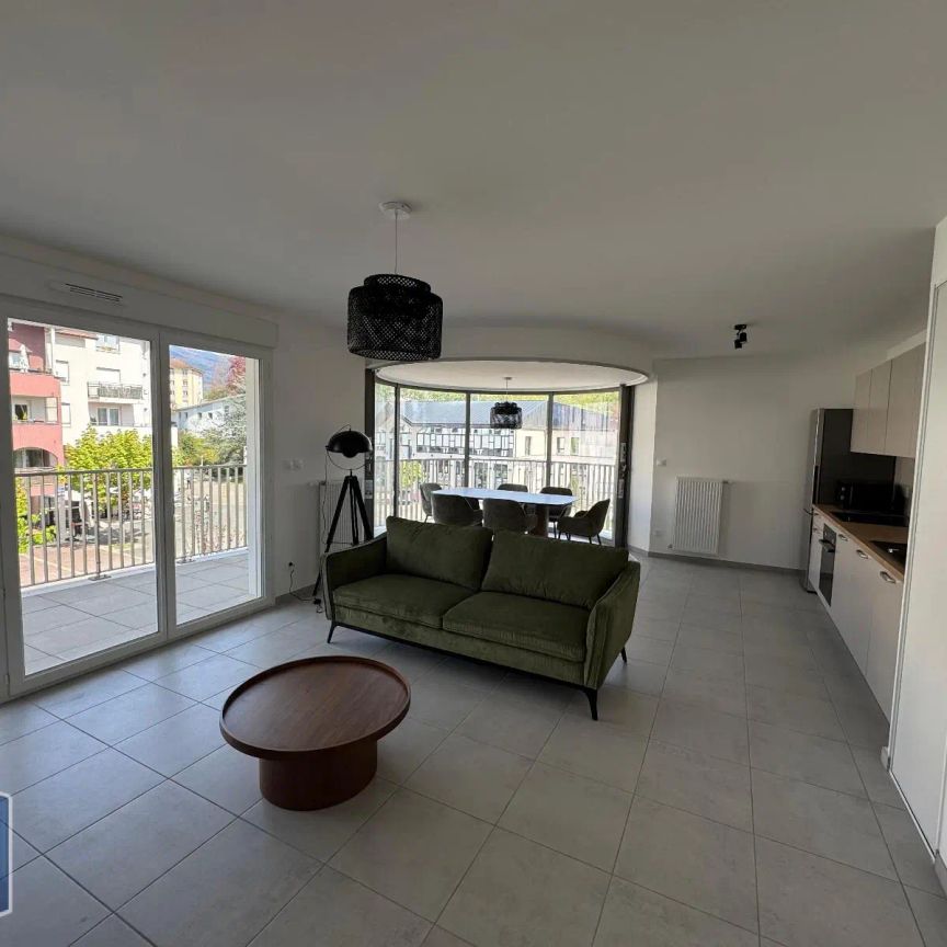 Appartement à louer 3 pièces 74.2m² - Photo 1