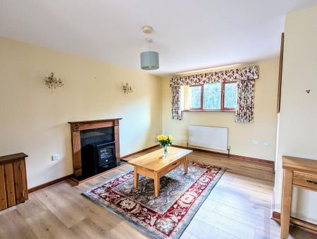 2 bedroom barn conversion to rent - Photo 2