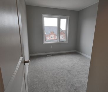 For Lease - 62 Kaitting Trail Unit# 48, Oakville, Ontario - Photo 2