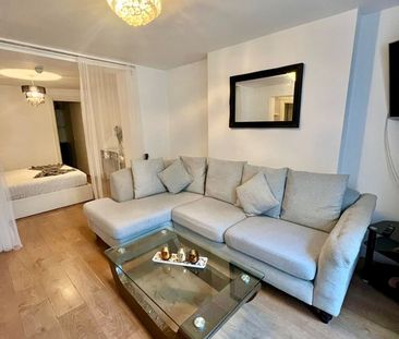 Studio Flat, Church Road, BN3 - Photo 1