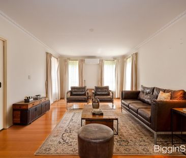 Modern Comfort in the Brentwood School Zone - Photo 4