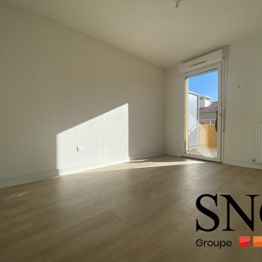 T2 AVEC BALCON ET PARKING - Photo 1