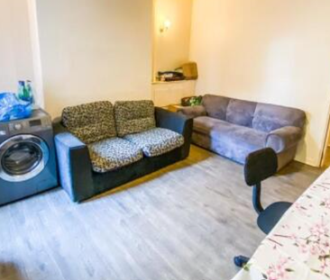 4 bedroom house to rent - Photo 1