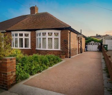 2 bedroom semi-detached bungalow to rent - Photo 4