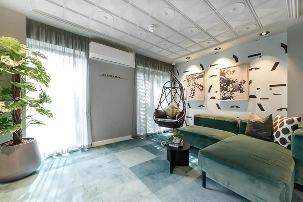 Studio to rent - Photo 1