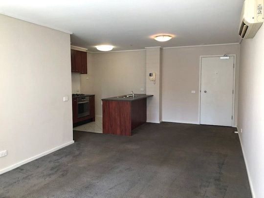 807/668 Bourke Street - Photo 1