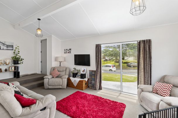 This is a well appointed, three bedroom home featuring a modern kitchen & bathroom along with double glazing, a heat pump and wood burner fire. - Photo 1