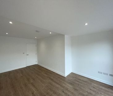 Newhall Place, High Green Court, Cannock, WS11 1GR, Property for rent - Photo 4