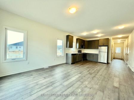 For Lease - 102 Cheryl Avenue, North Perth, Ontario - Photo 3