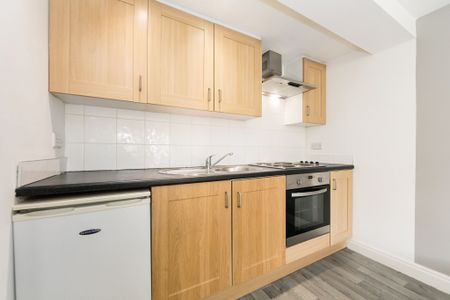 Flat 1, 66 Chapel Lane, Headingley, Leeds - Photo 4