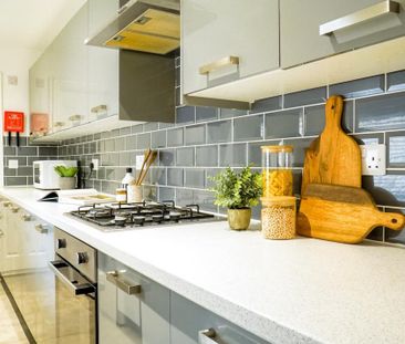 1 bedroom in a house share to rent - Photo 6