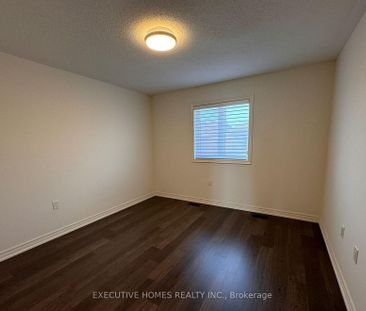 For Lease - 506 Threshing Mill Boulevard, Oakville, Ontario - Photo 4