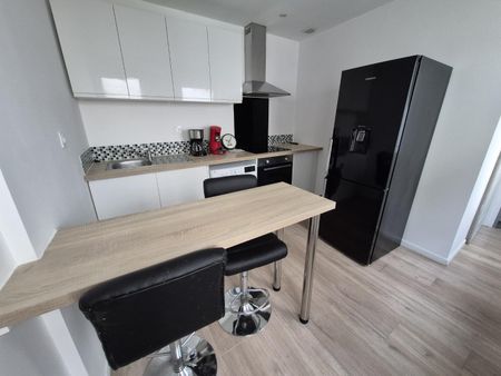 Location Appartement 1 pièce 25m² CAMBRAI 59400 - Photo 2