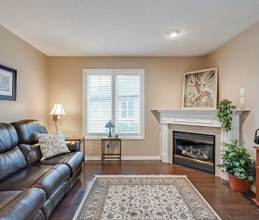 For Lease - 2303 Kingfisher Court, Oakville, Ontario - Photo 3