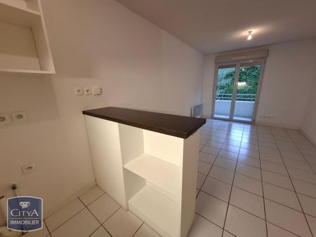Location Appartement 2 pièces 36m² LAYRAC 47390 - Photo 2