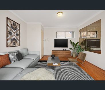 10/21 Lachlan Street, Warwick Farm, NSW 2170 - Photo 2