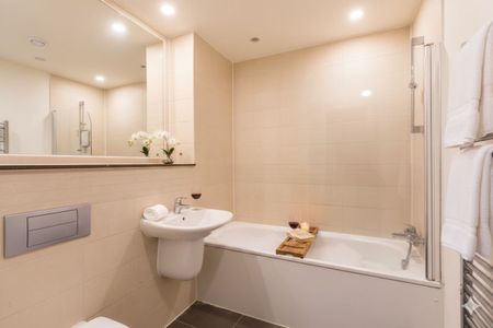 1 Bed Flat, Harmony Place, SE8 - Photo 5