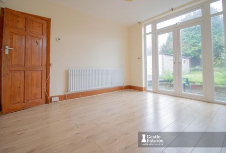 3 bedroom detached house to rent - Photo 5