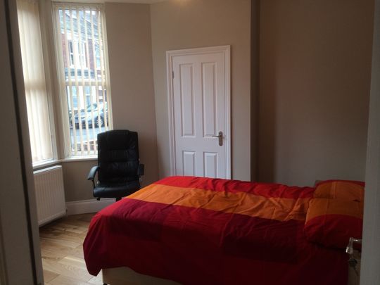 Cheltenham Terrace - Photo 1