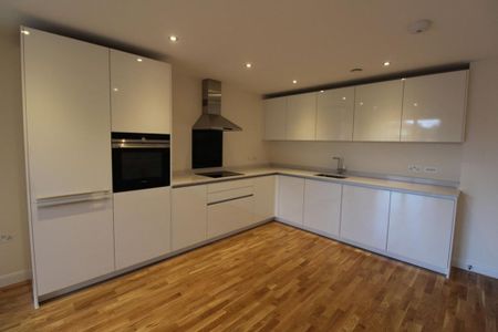 2 bedroom apartment to rent - Photo 5