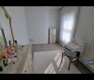 2 bedroom maisonette to rent - Photo 3