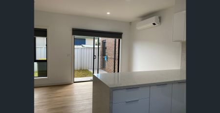 3 BED DELIGHT IN THE HEART OF HOPPERS CROSSING - Photo 3