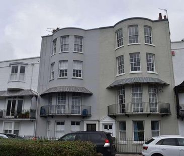 Spencer Square, Ramsgate, CT11 - Photo 2