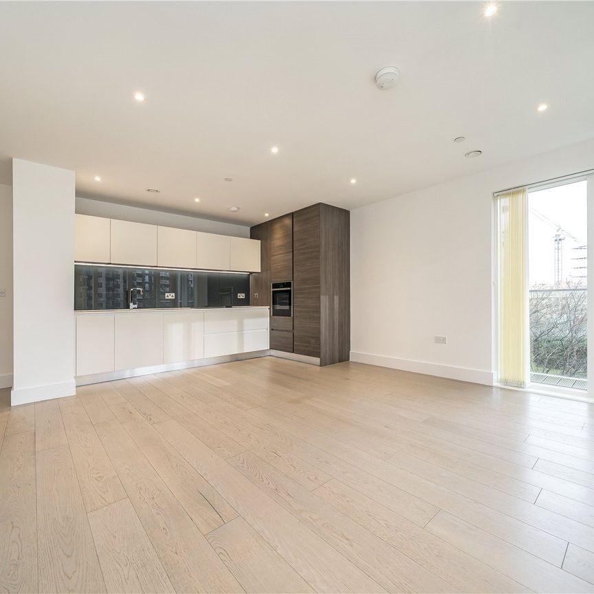 Pegler Square, Kidbrooke Village, London, SE3 9FW - Photo 1