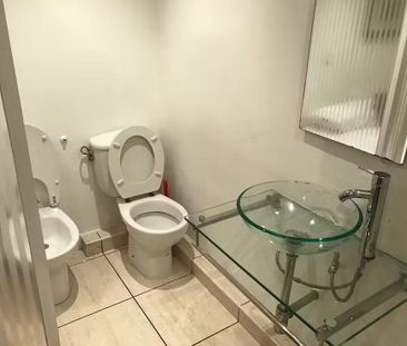 Avenida de los Toreros, Madrid, Community of Madrid 28028 - Foto 3