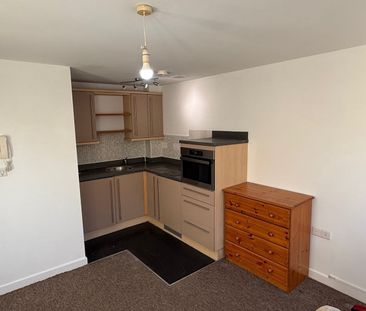 1 Bed Flat, Anglesea Terrace, SO14 - Photo 6