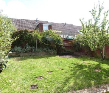 1 bedroom in a house share to rent - Photo 6